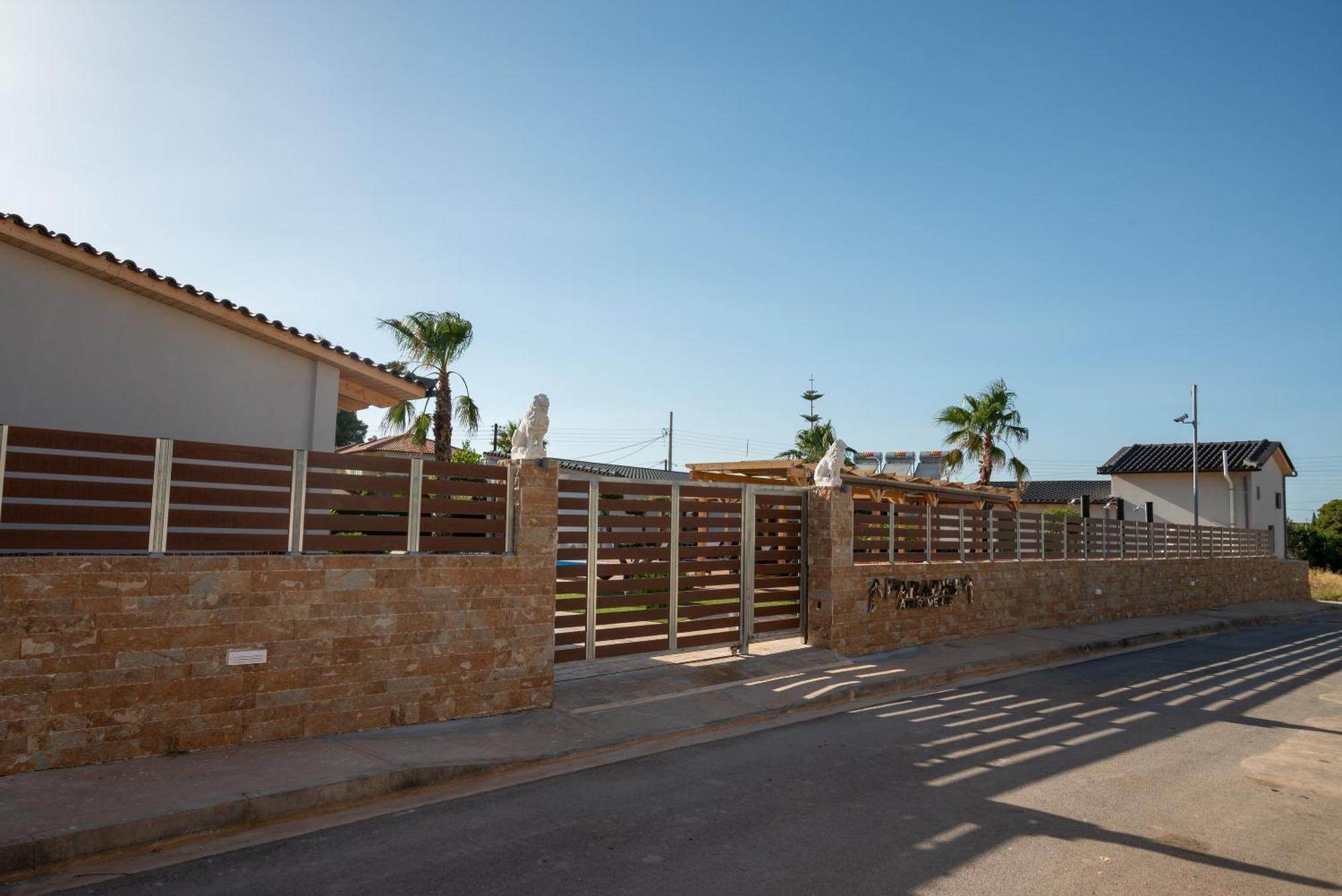 Paradise Apartments Artemida Exterior foto